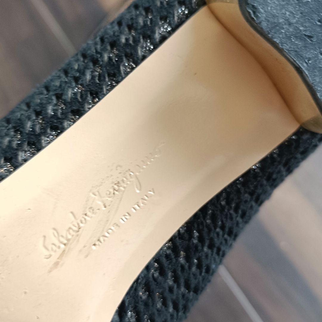 希少！Salvatore Ferragamo リボンパンプ