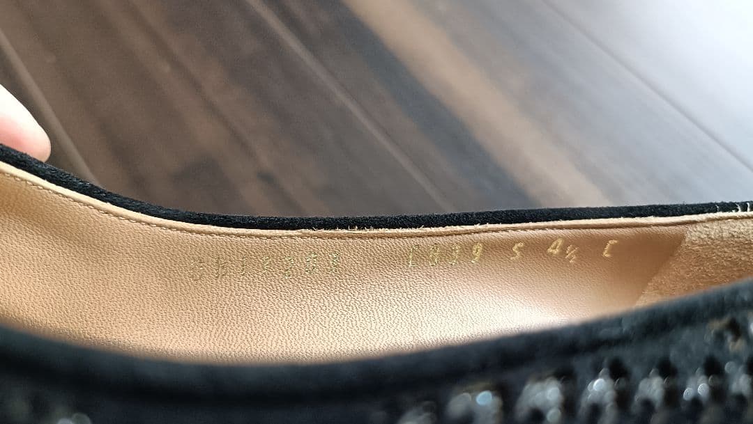 希少！Salvatore Ferragamo リボンパンプ