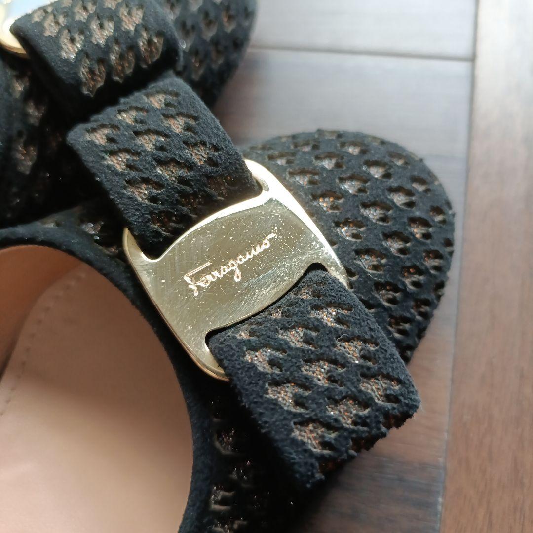 希少！Salvatore Ferragamo リボンパンプ