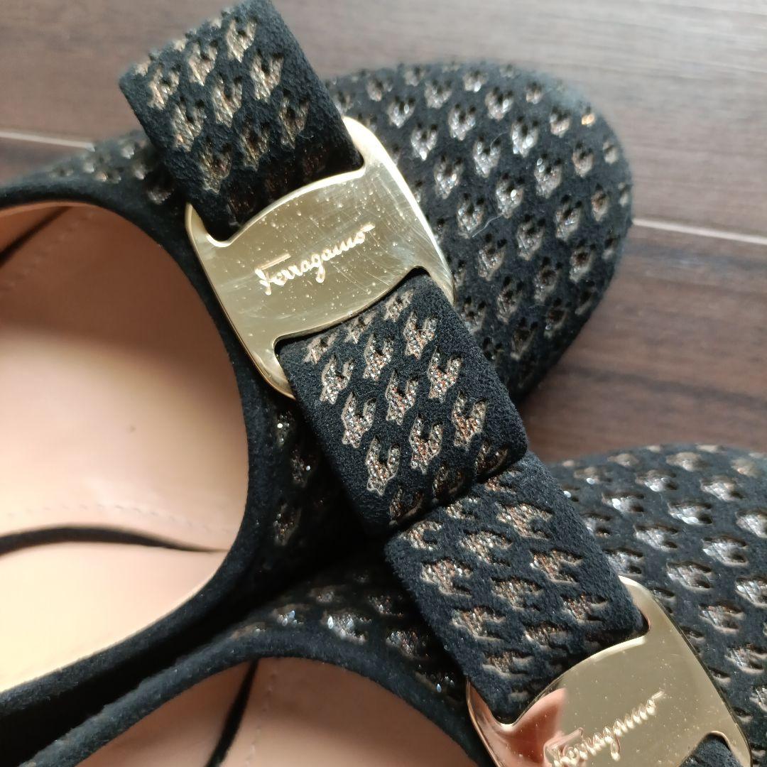 希少！Salvatore Ferragamo リボンパンプ