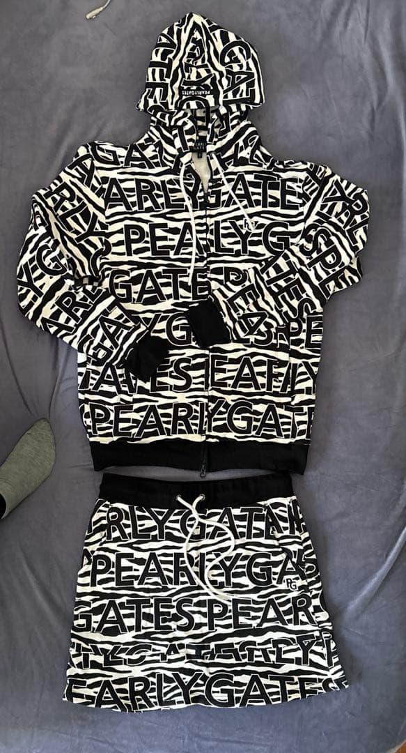 PEARLY GATES フーディー サイズ2 ブラック/ホワイト