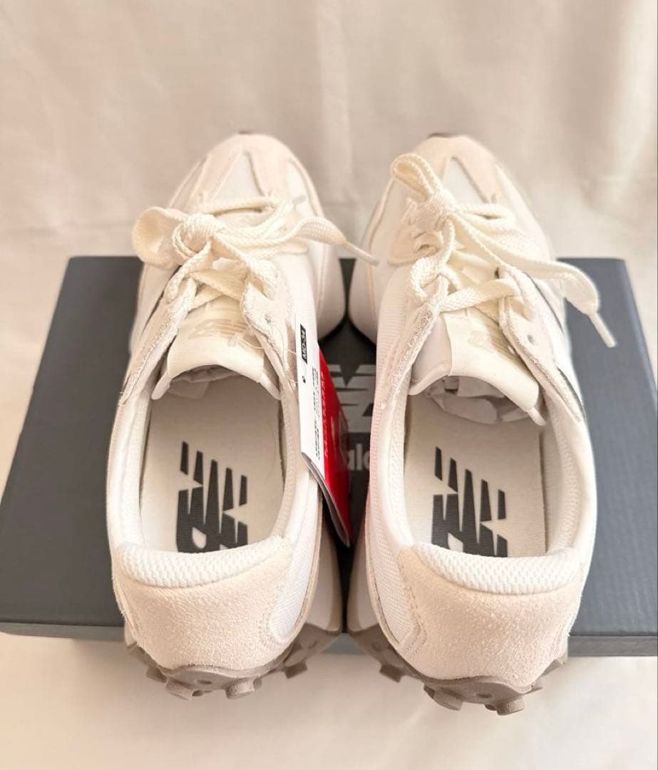 ニューバランス 327 ベージュ U327LNA D25.0cm