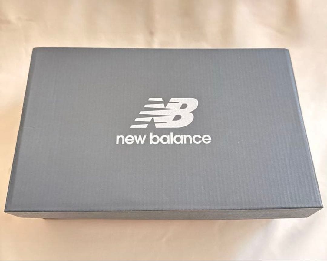 ニューバランス 327 ベージュ U327LNA D25.0cm