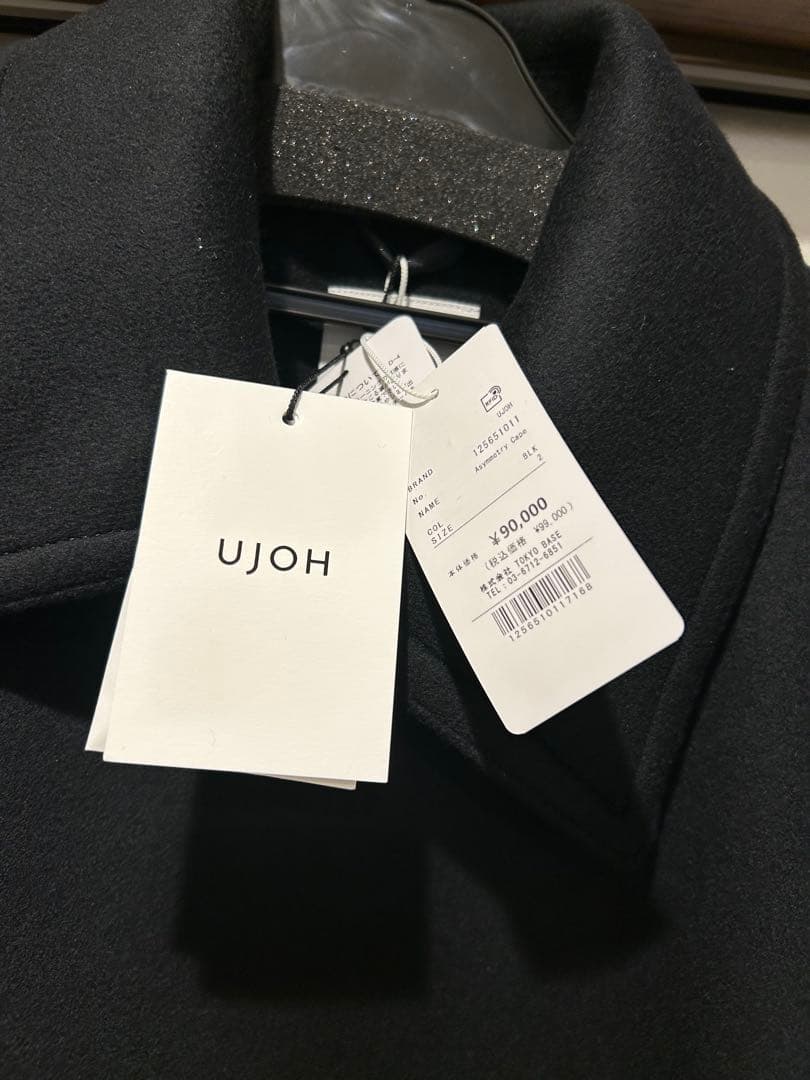 新品タグ付UJOH Asymmetry Cape