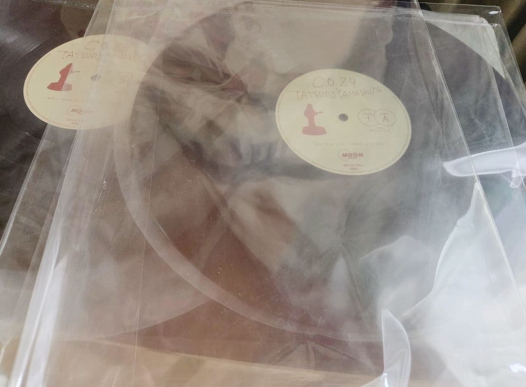 M*o様 シュリンク・ステッカー!山下達郎　cozy ペーパークラフト付き!アナ