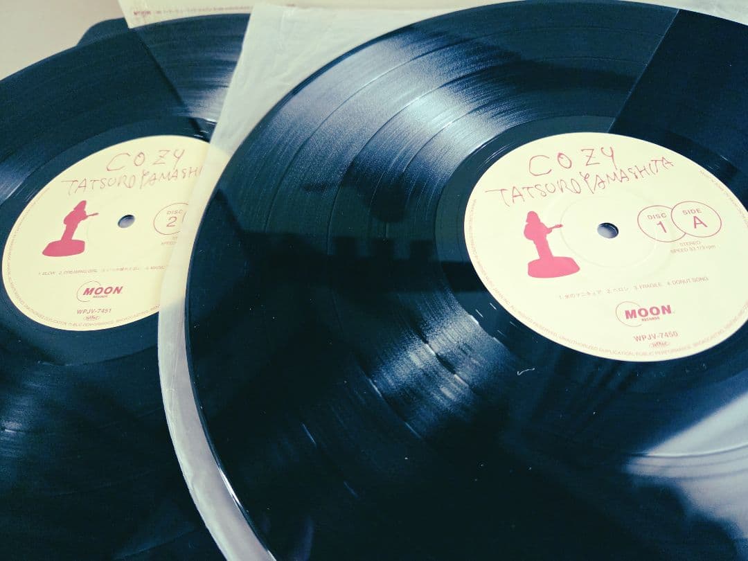 M*o様 シュリンク・ステッカー!山下達郎　cozy ペーパークラフト付き!アナ