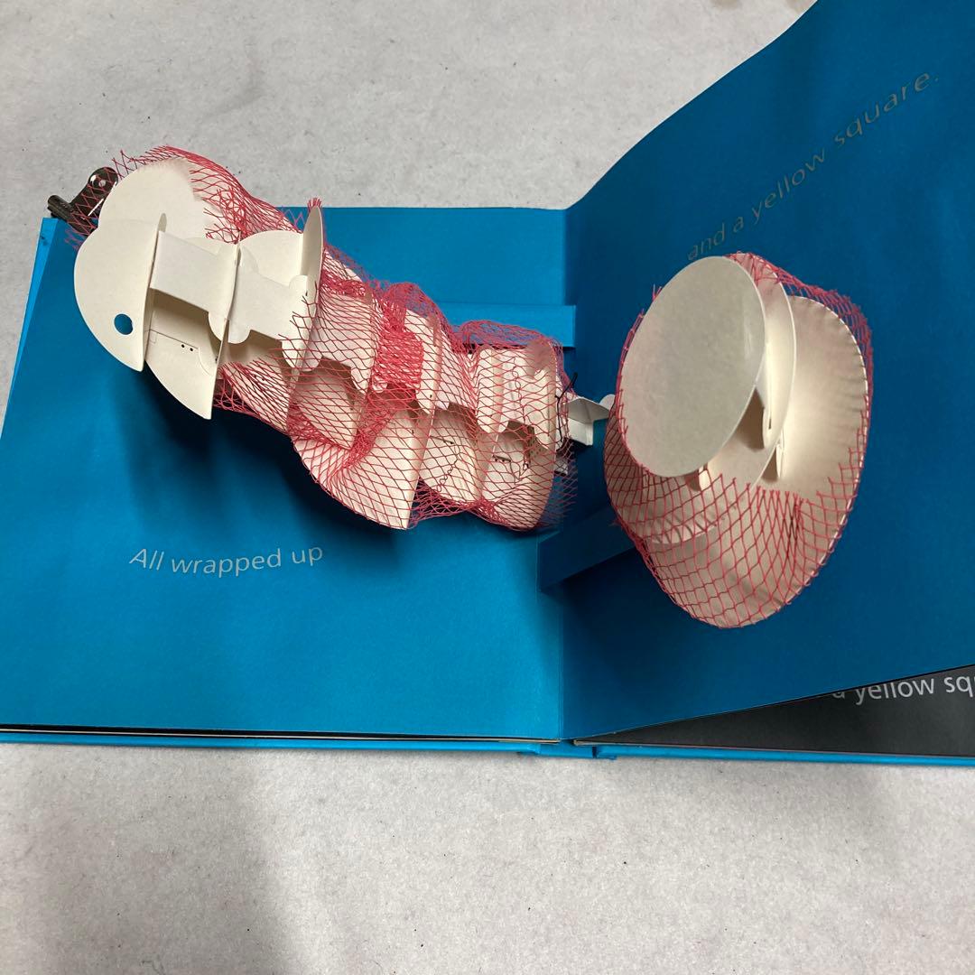 Yellow Square ポップアップブック　ハードカバー