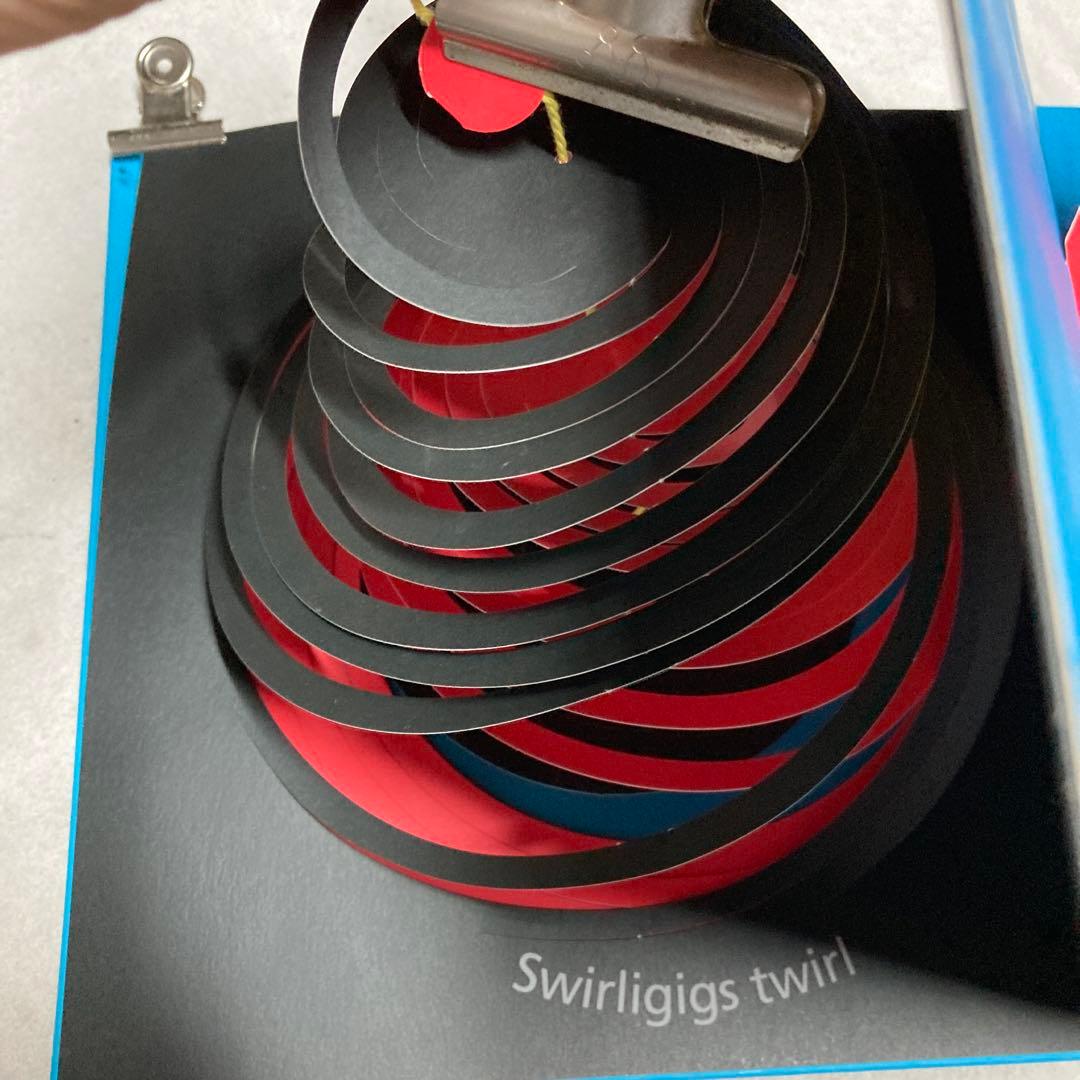 Yellow Square ポップアップブック　ハードカバー