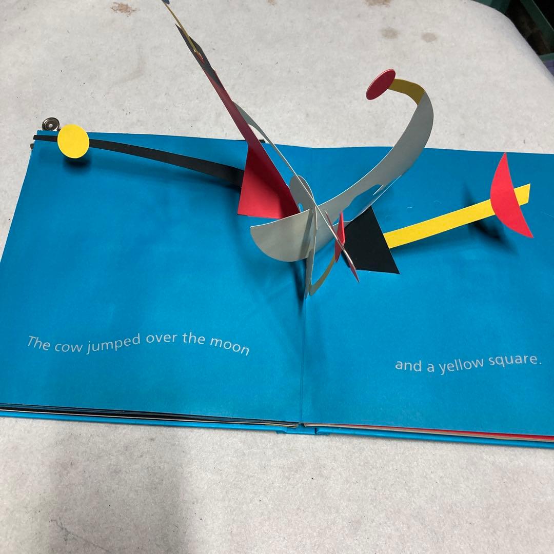 Yellow Square ポップアップブック　ハードカバー