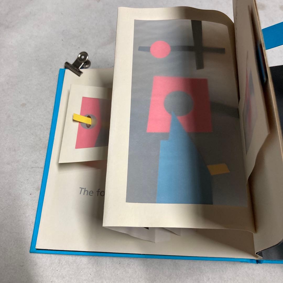 Yellow Square ポップアップブック　ハードカバー