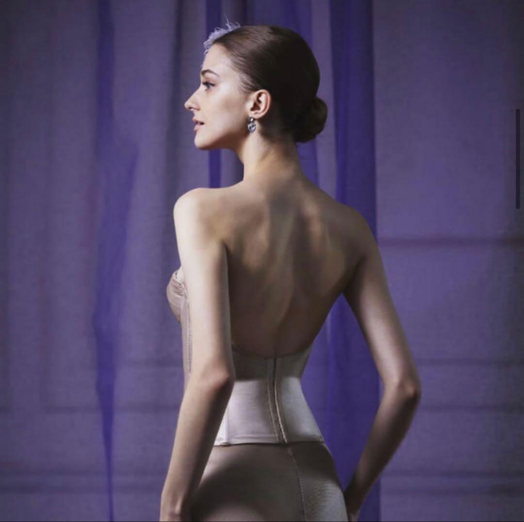 セモア　ブライダルインナー　E65 タカミブライダル　ロングビスチェノーブル