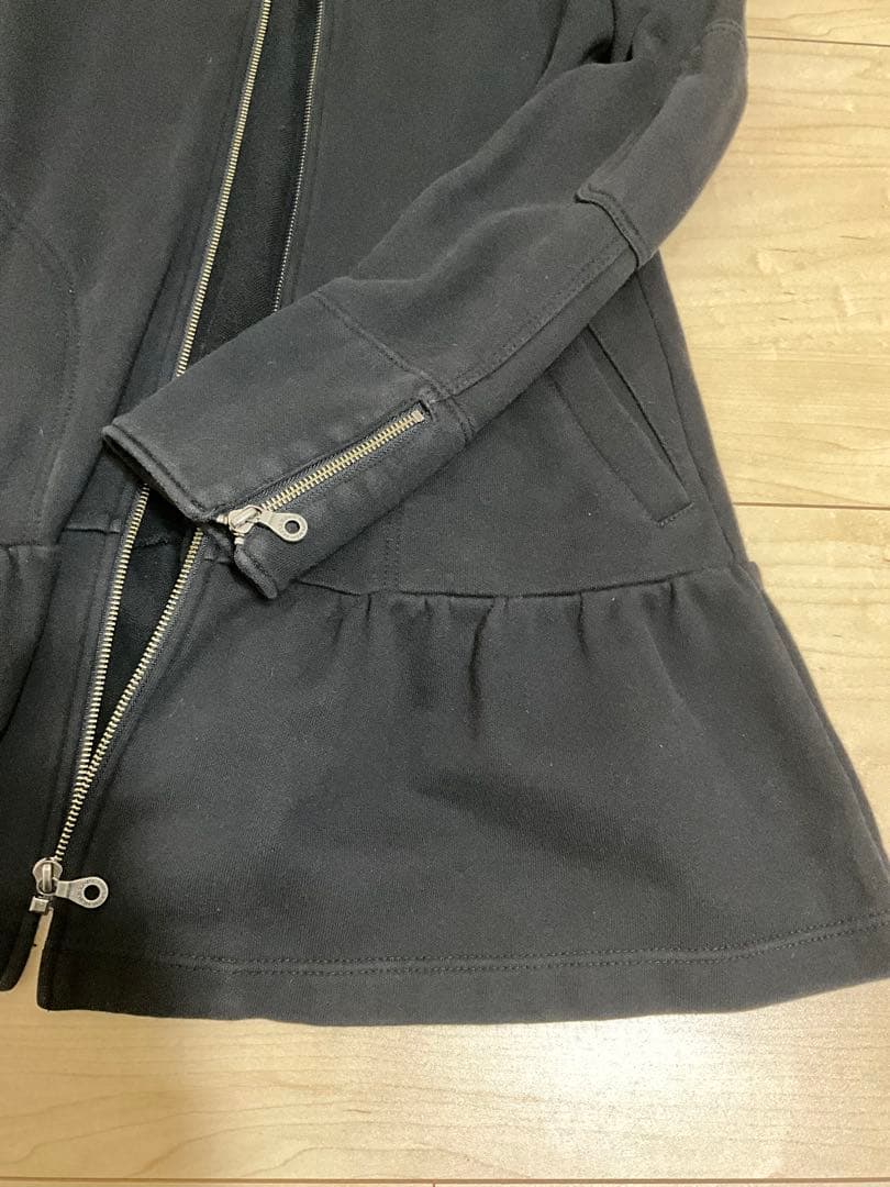 【BURBERRY BLUELABEL】リアルファー付ブラックフレアパーカー M