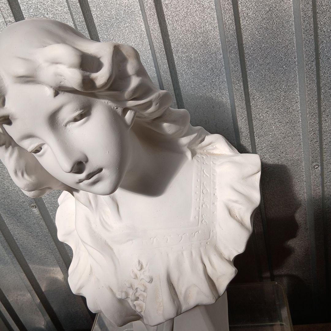 な*み様 石膏像 すずらんを持った少女