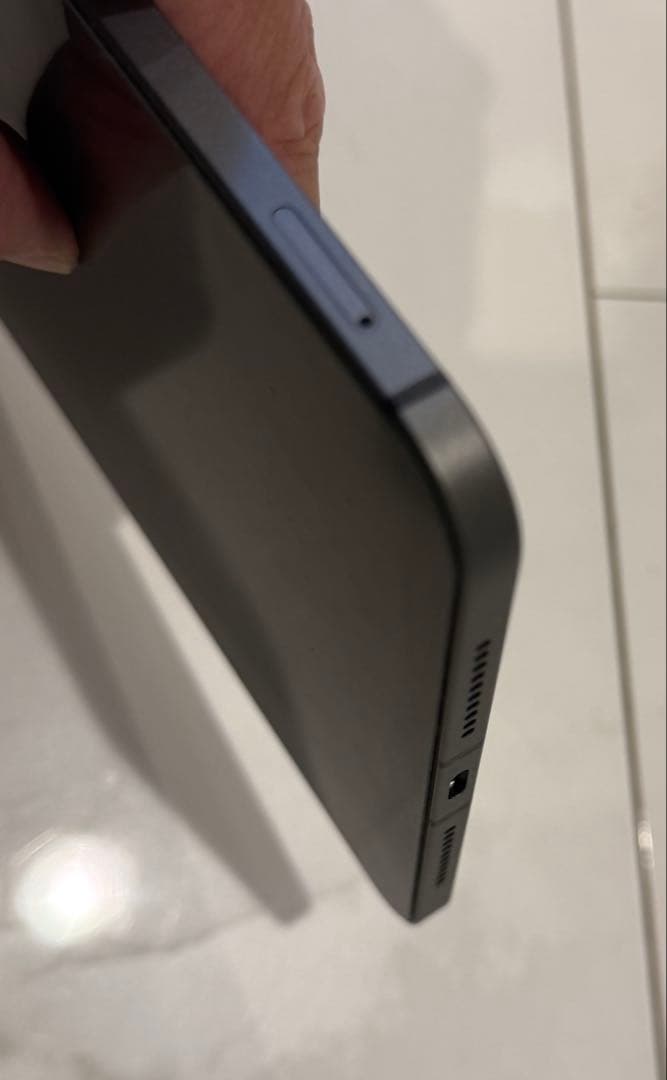 Apple iPadmini6 (モデルA2568) スペースグレー