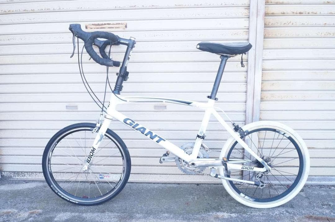 GIANT ジャイアント ミニベロ IDIOM2 イディオム2 TIAGRA仕様