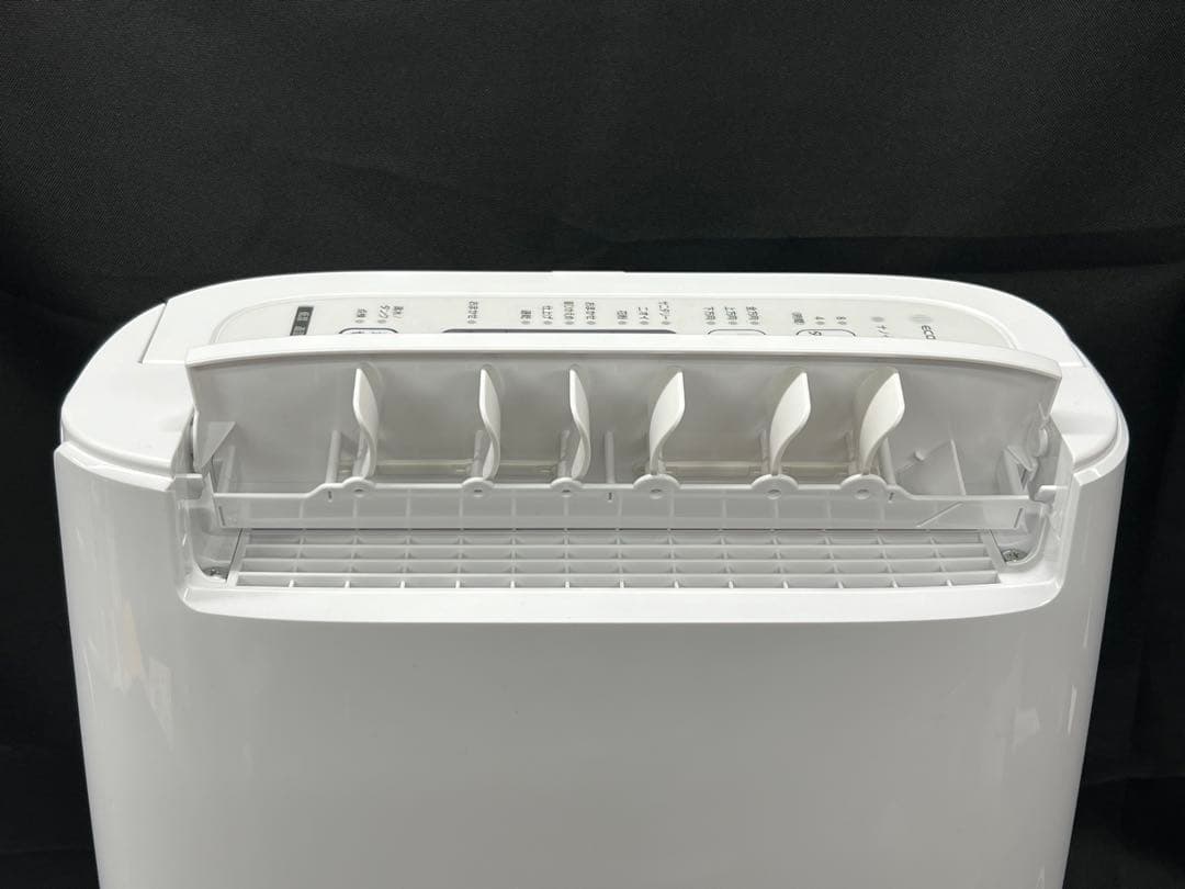 M4【used美品】Panasonic 衣類乾燥除湿機　F-YZUX60