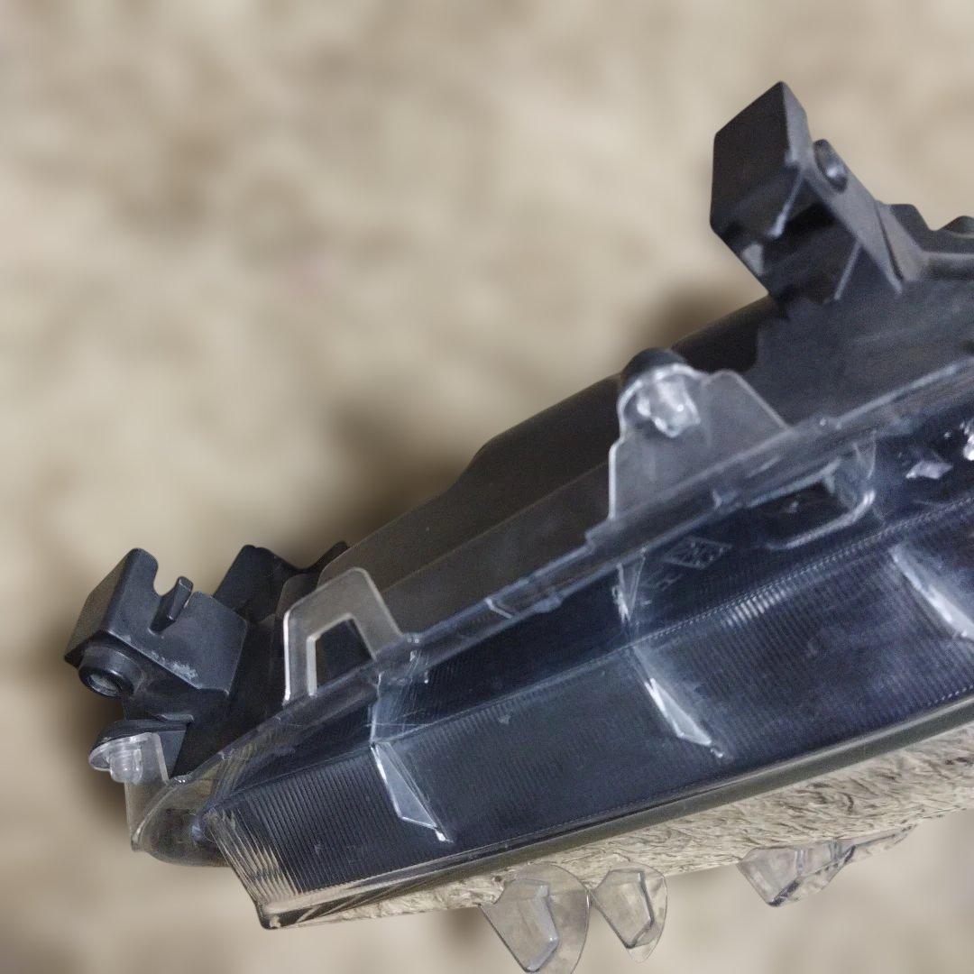 30系 アルファード前期/ヘッドライト　左側のみ