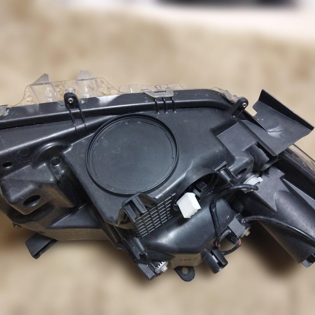 30系 アルファード前期/ヘッドライト　左側のみ