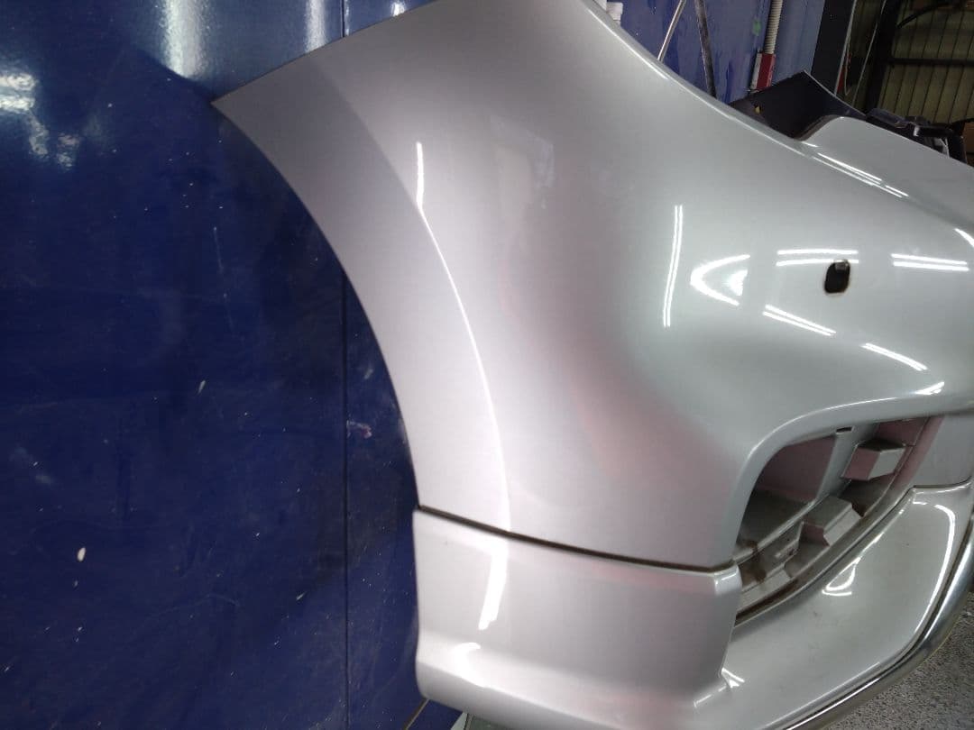 NISSAN　E52エルグランド フロントバンパー、フロントスポイラー