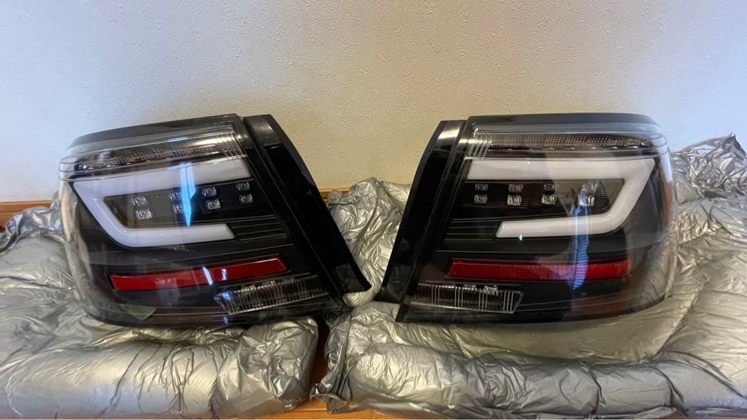 LEDスモークテールランプ