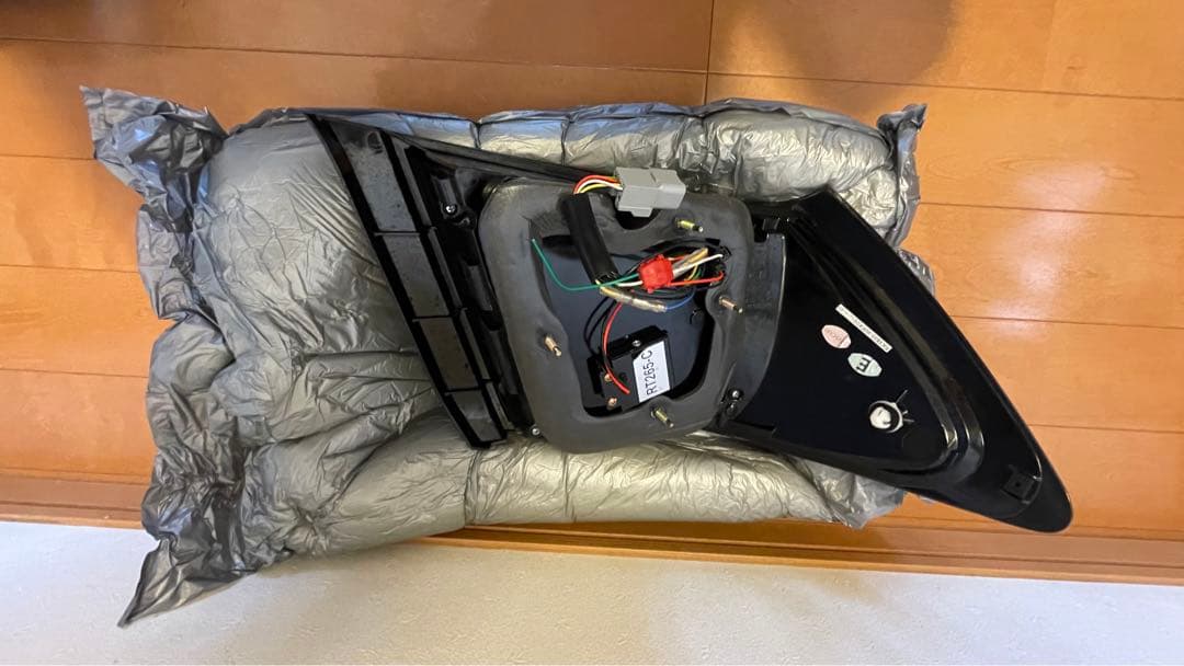 LEDスモークテールランプ