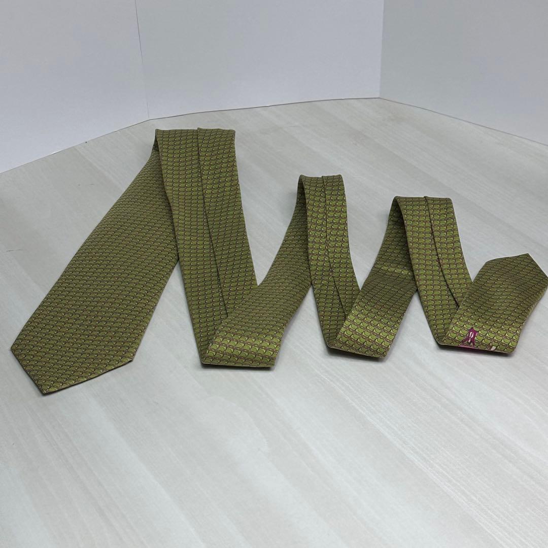 美品☆エルメス☆ネクタイ☆グリーン☆緑☆パターン柄☆ピンク☆シート☆583