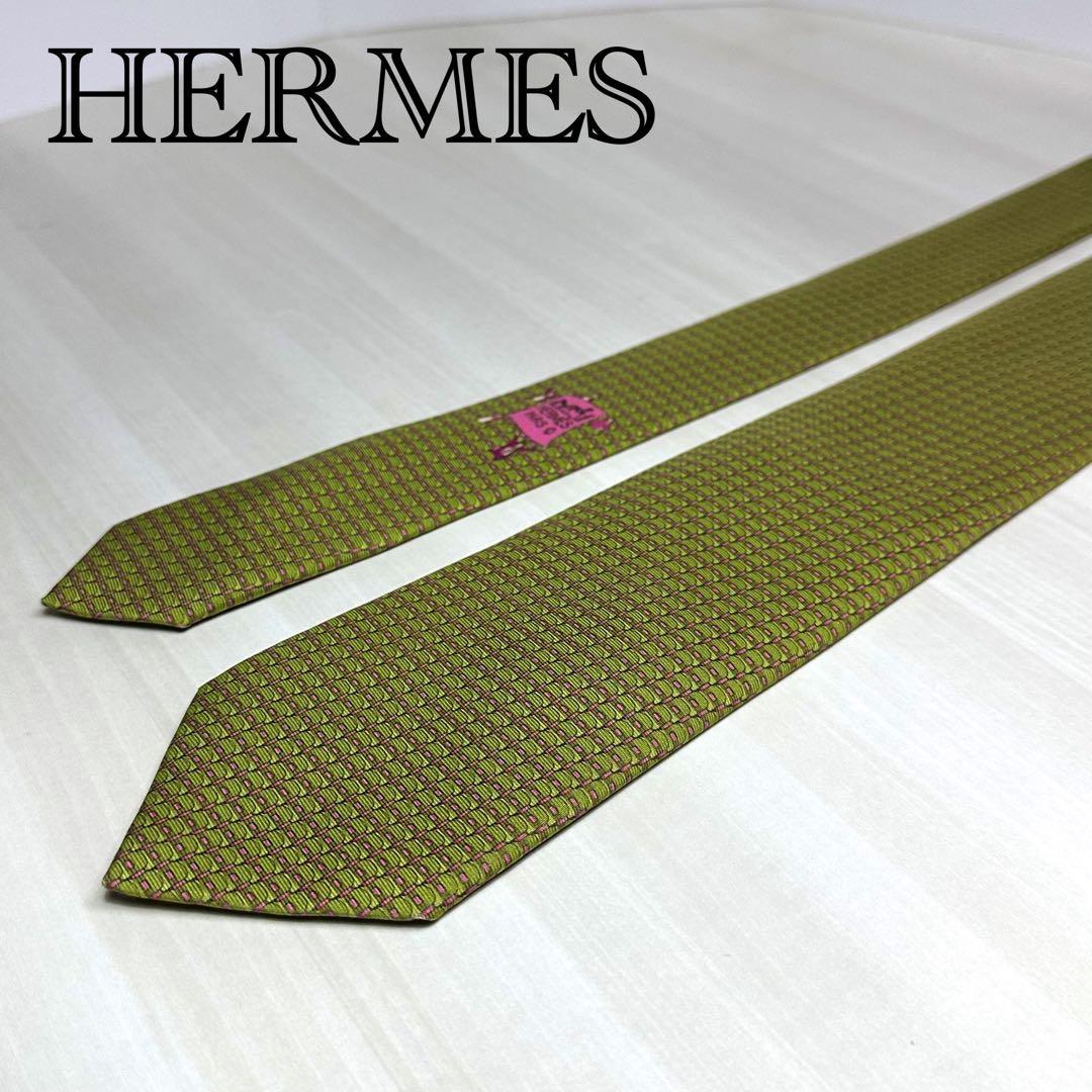 美品☆エルメス☆ネクタイ☆グリーン☆緑☆パターン柄☆ピンク☆シート☆583