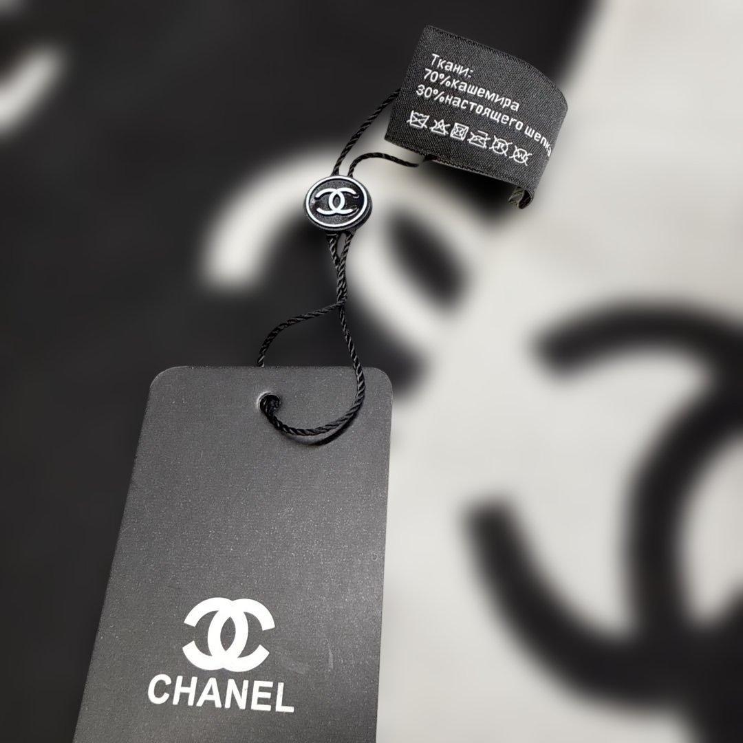 【本日限定価格】ノベルティCHANELリバーシブルストール ブラック/ホワイト