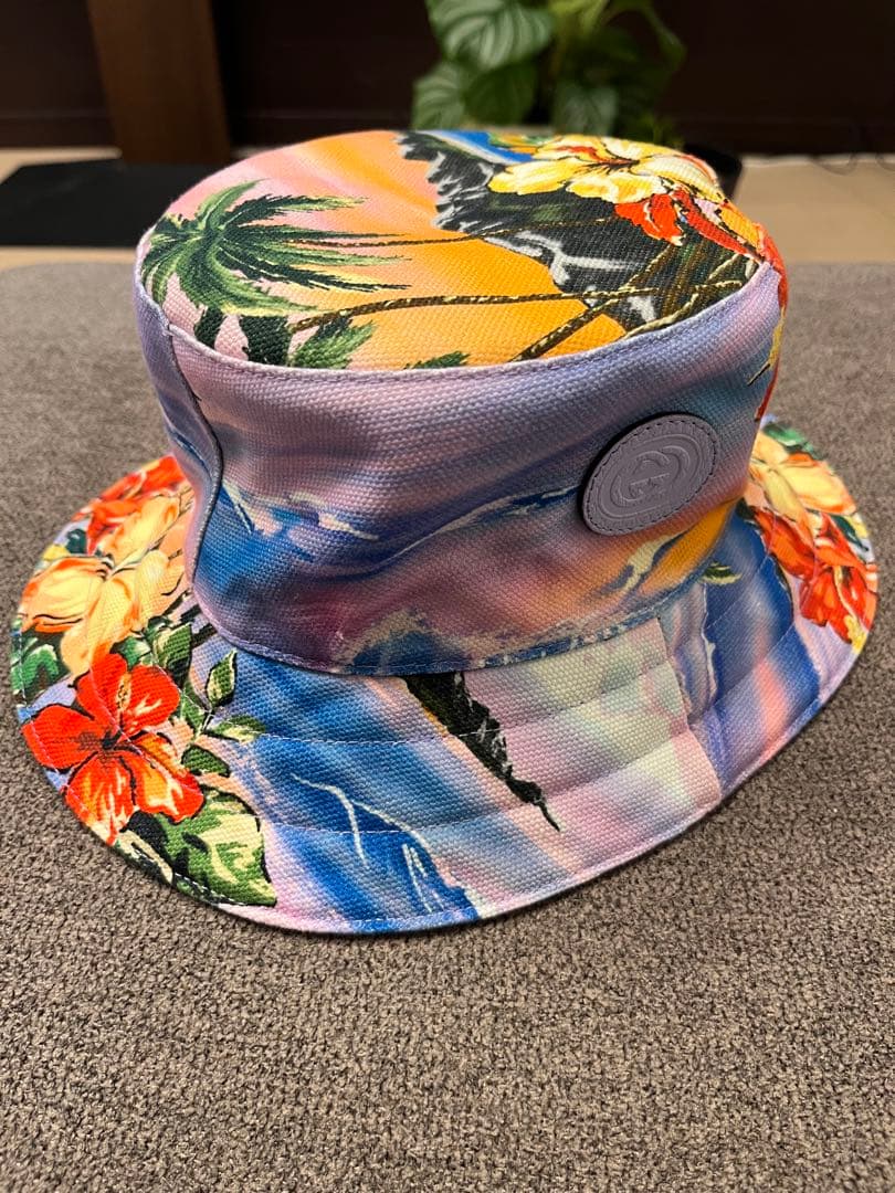 ゆ*き様 GUCCI プリント　リバーシブル　バケットハット