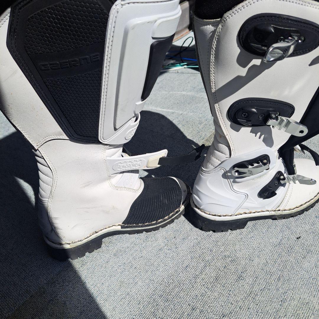 sさん専用です GAERNE バイクブーツ ホワイト