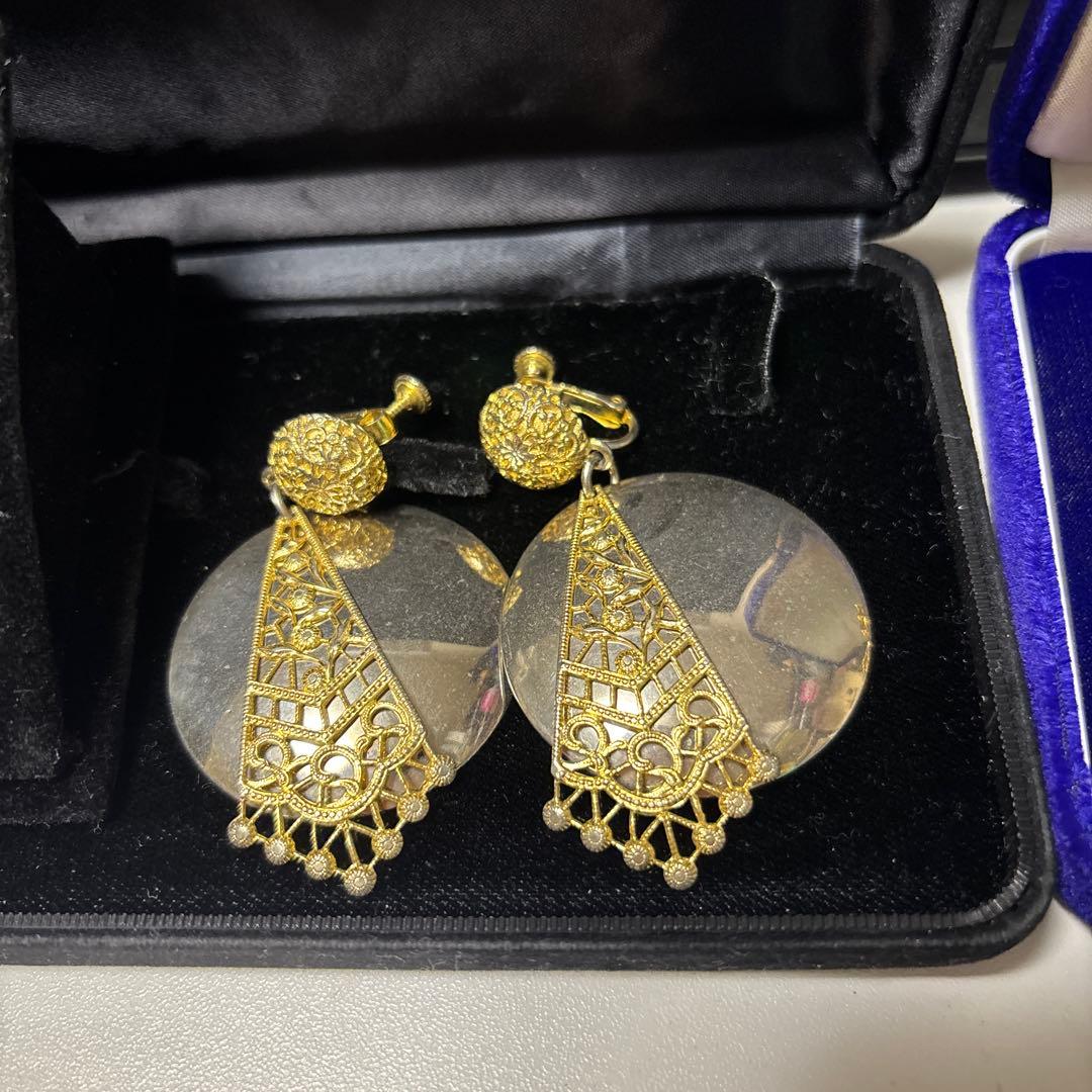 u*6様 遺品生前整理アクセサリーまとめ　イヤリング ＆ K18ブレスレット 他