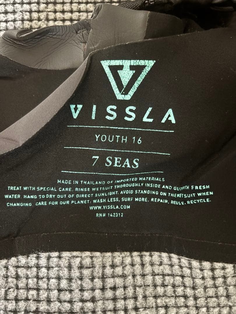 VISSLA ウエットスーツ　YOUTH16