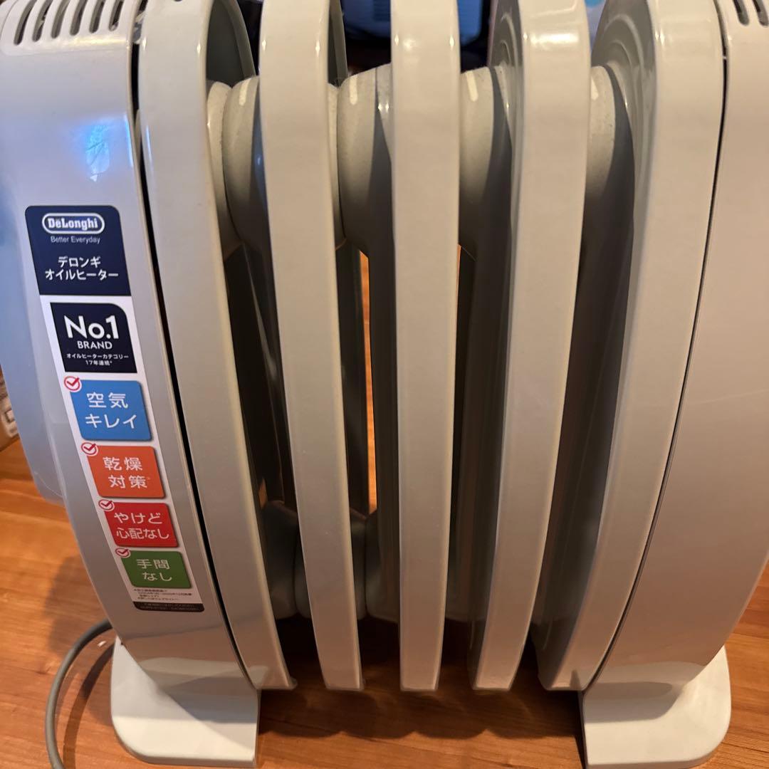 DeLonghi ミニ　オイルヒーター RHJ01A505-DW