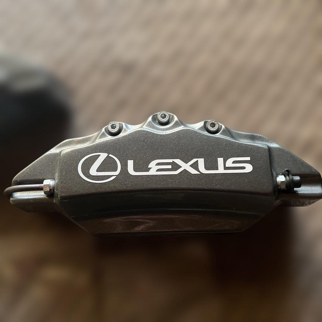 LEXUS、ブレーキキャリパーカバー
