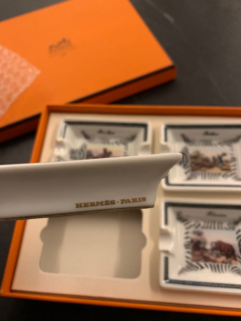 L*A様 本日限定オークション　エルメス　アッシュトレイ　4点セット　HERME