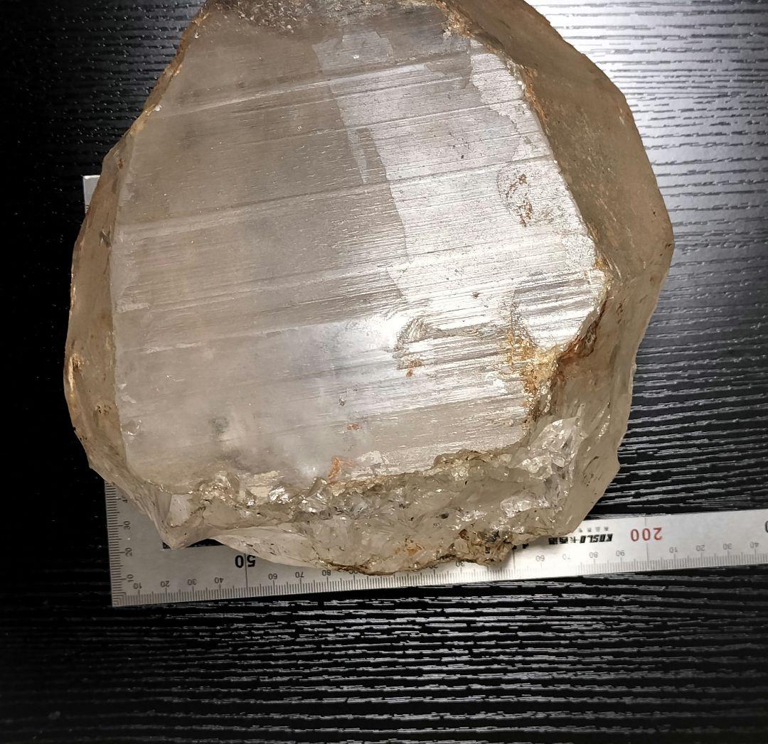 【早いもの勝ち超特価】巨大な水晶原石　約8.5kg