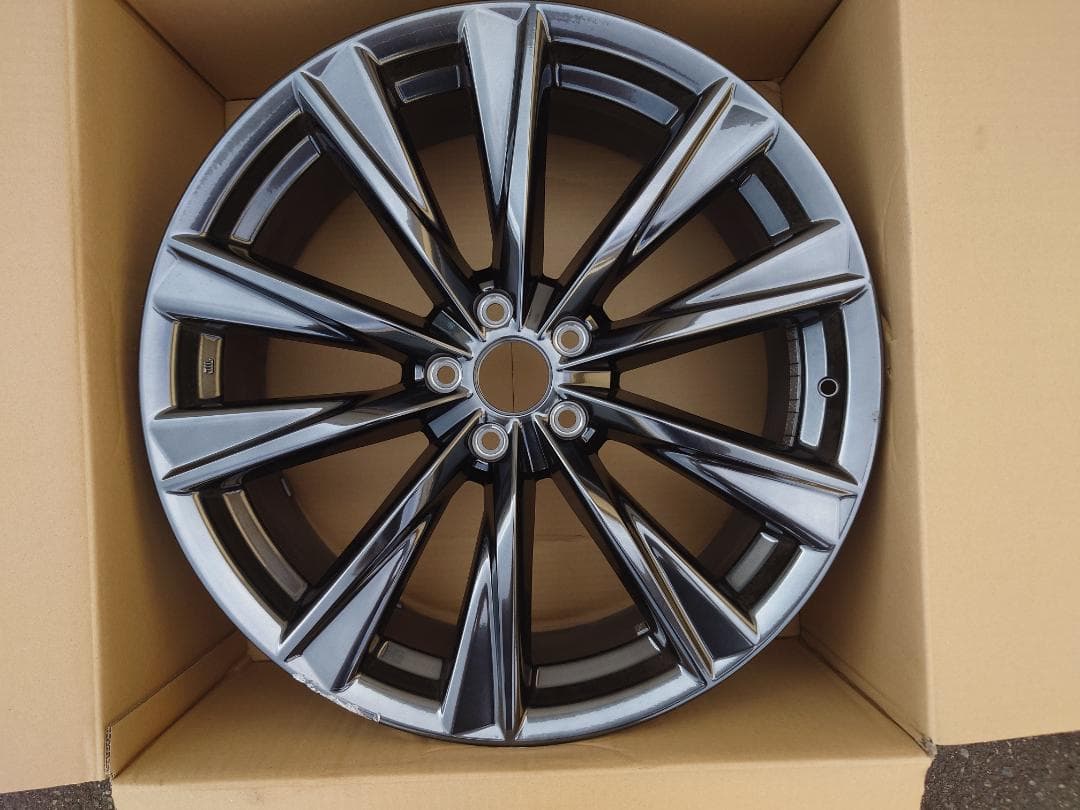 新型レクサスRX350Fスポーツ純正ホイール21インチ