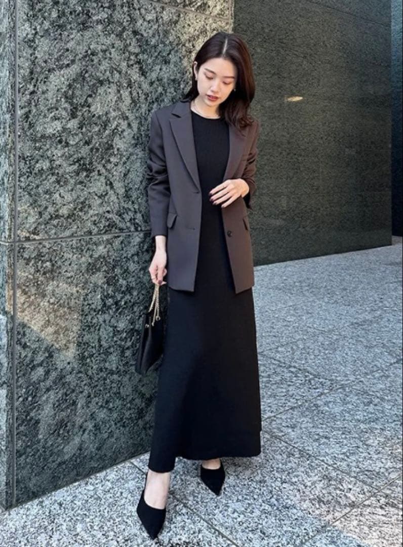 【美品】バックデザインフォルムジャケット チャコールグレー アニュアンス