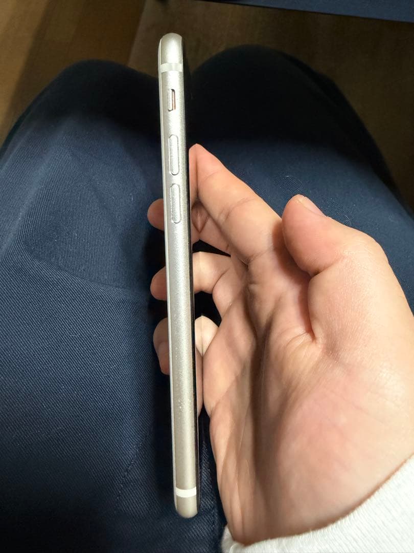 iphoneSE第3世代 本体 128gb