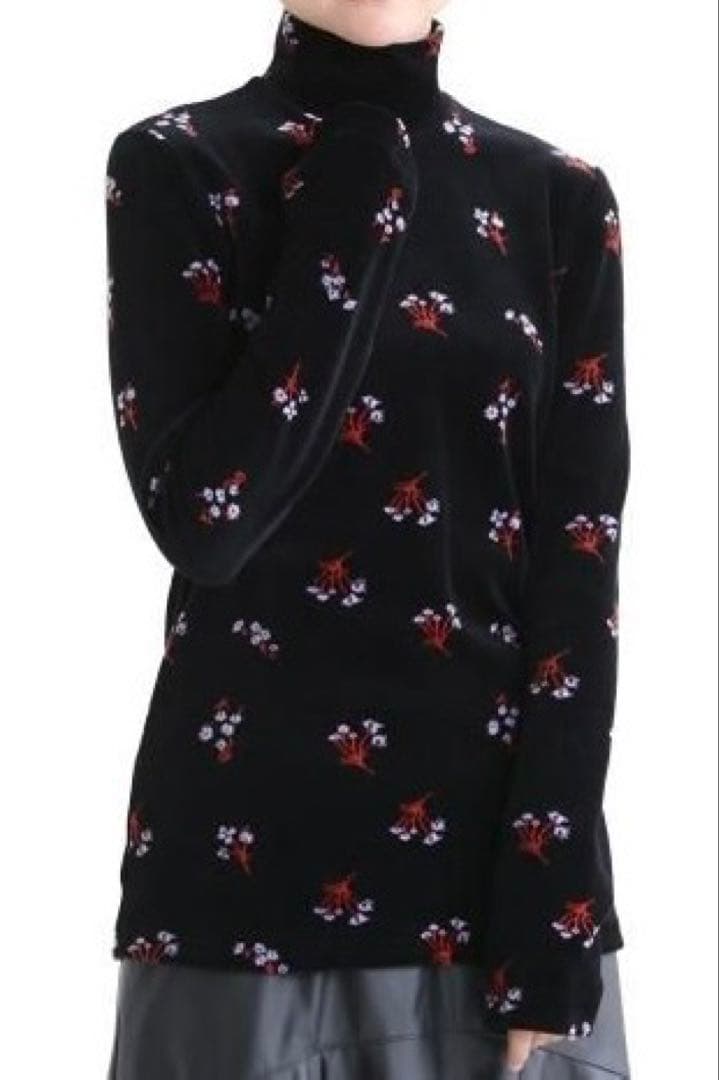 新品 マメクロゴウチ フローラル ジャガード ハイネック ベロア トップス