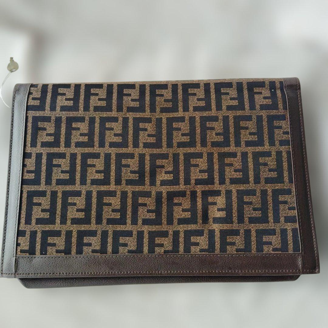 Fendi FFロゴパターン クラッチバッグ