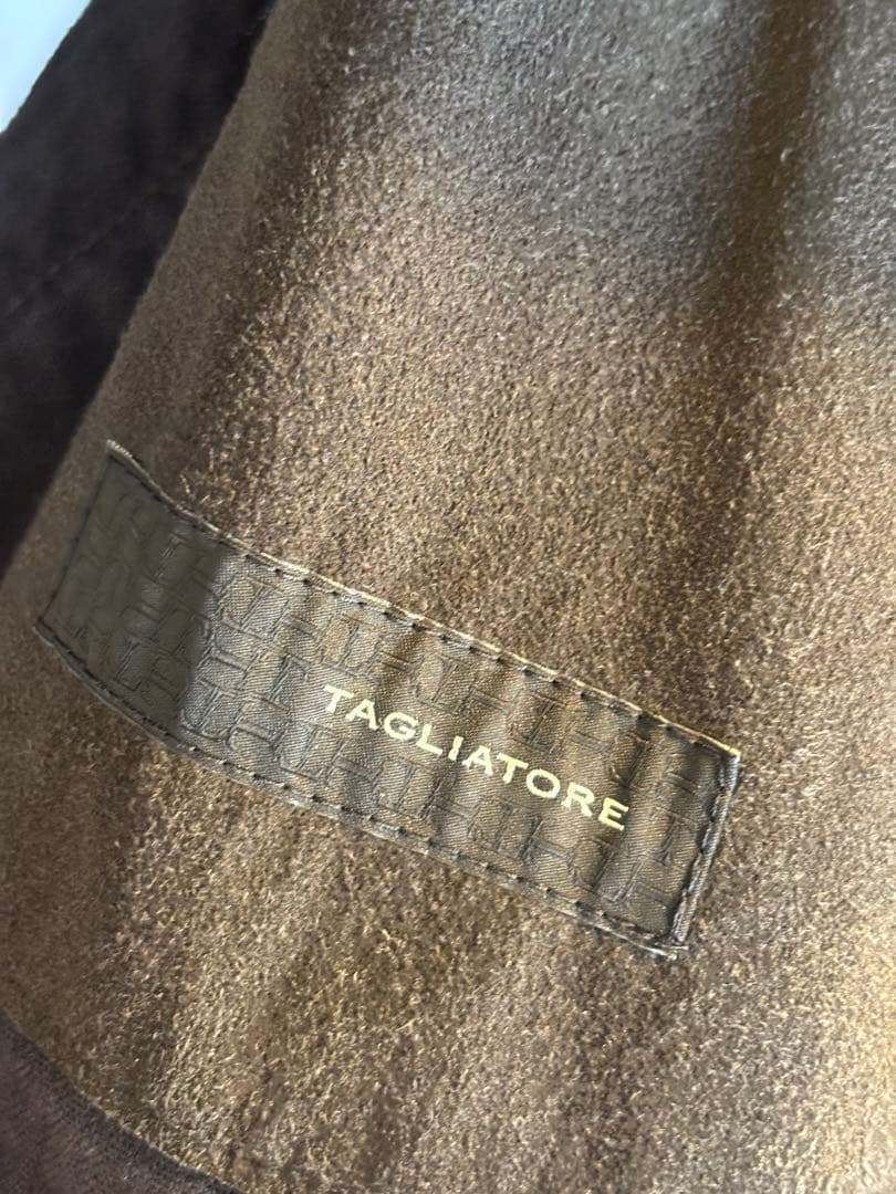 TAGLIATORE ブラック コーデュロイジャケット