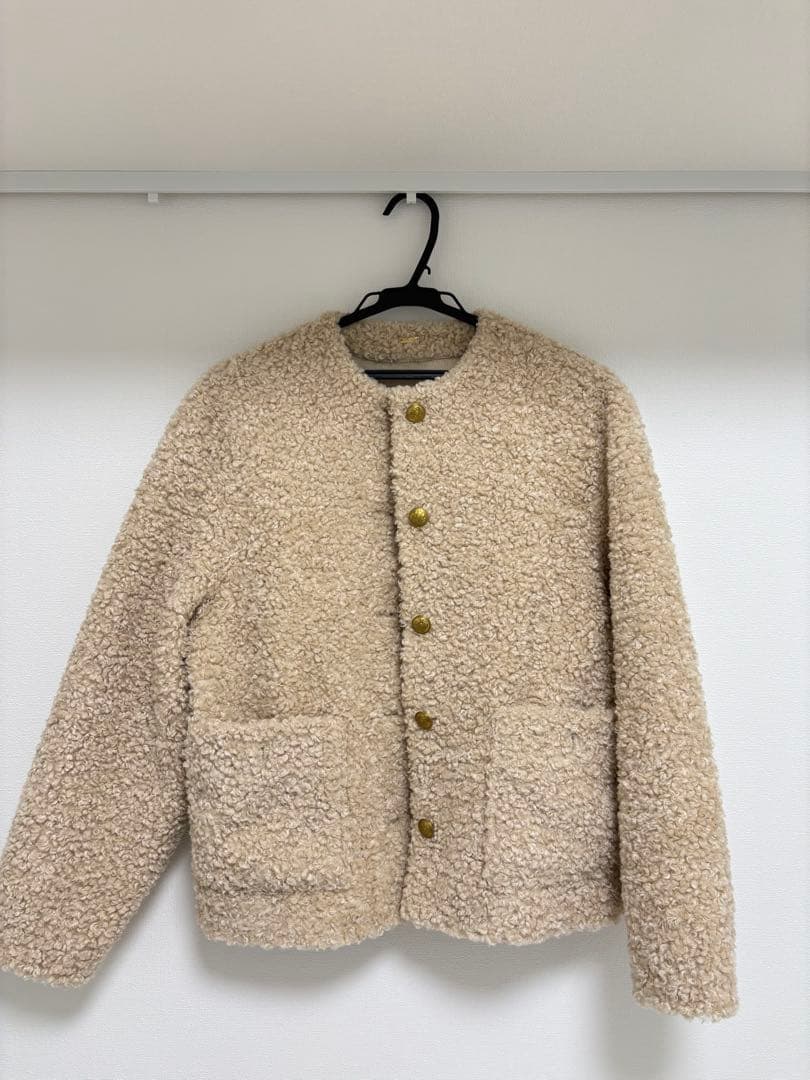 Mila Owen 金釦ノーカラーコンパクトボ アジャケット