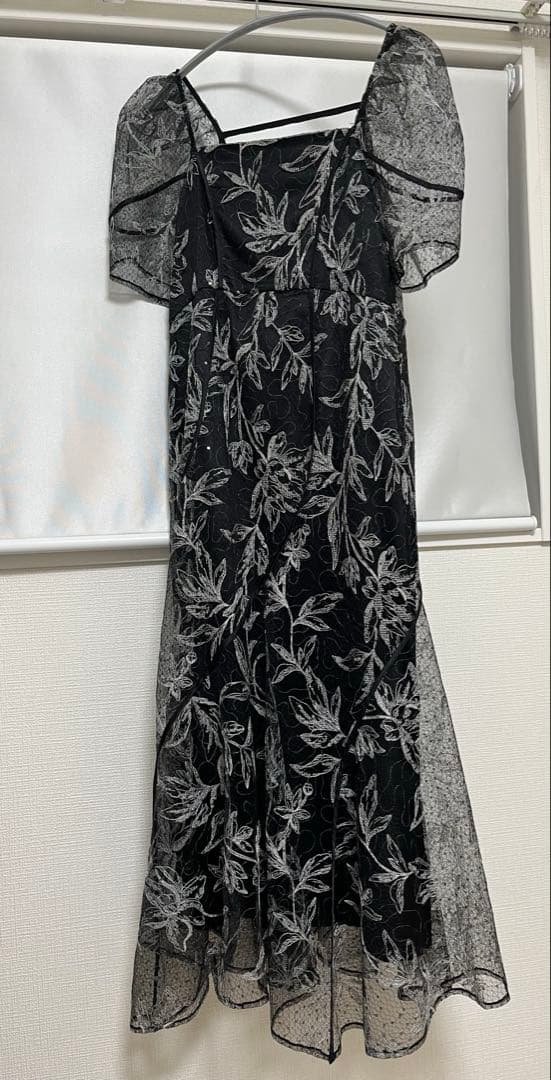 【美品】フラワー刺繍パフスリーブマキシドレス