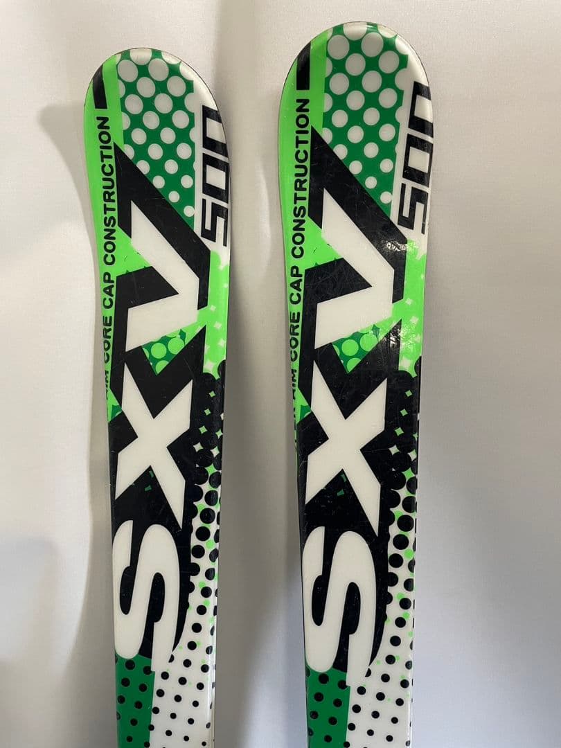 ジュニア用スキー板swallow130ストック100付き