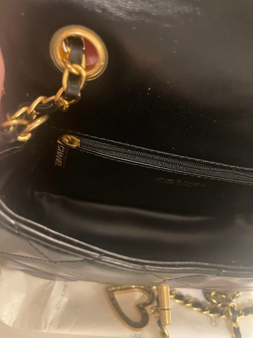 CHANEL ブラック キルティング ショルダーバッグノベルティ