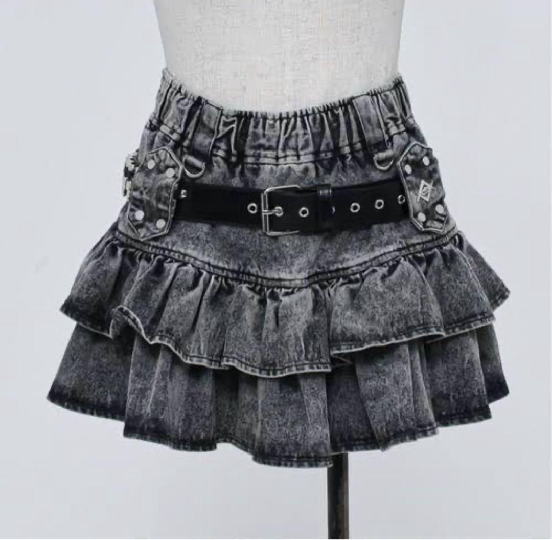 『REFLEM/レフレム』弾丸ベルト付きフリルスカート　タグ付き新品