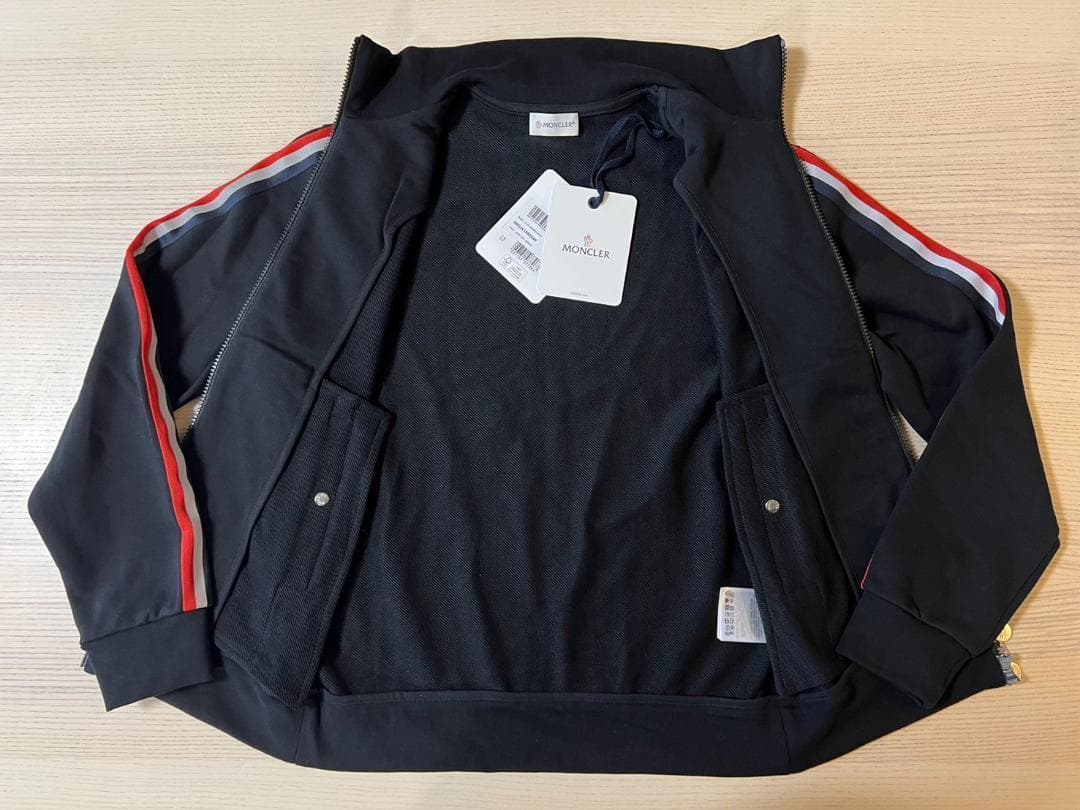 新品未使用☆MONCLER Strippedtricolor ジャージ S 黒色