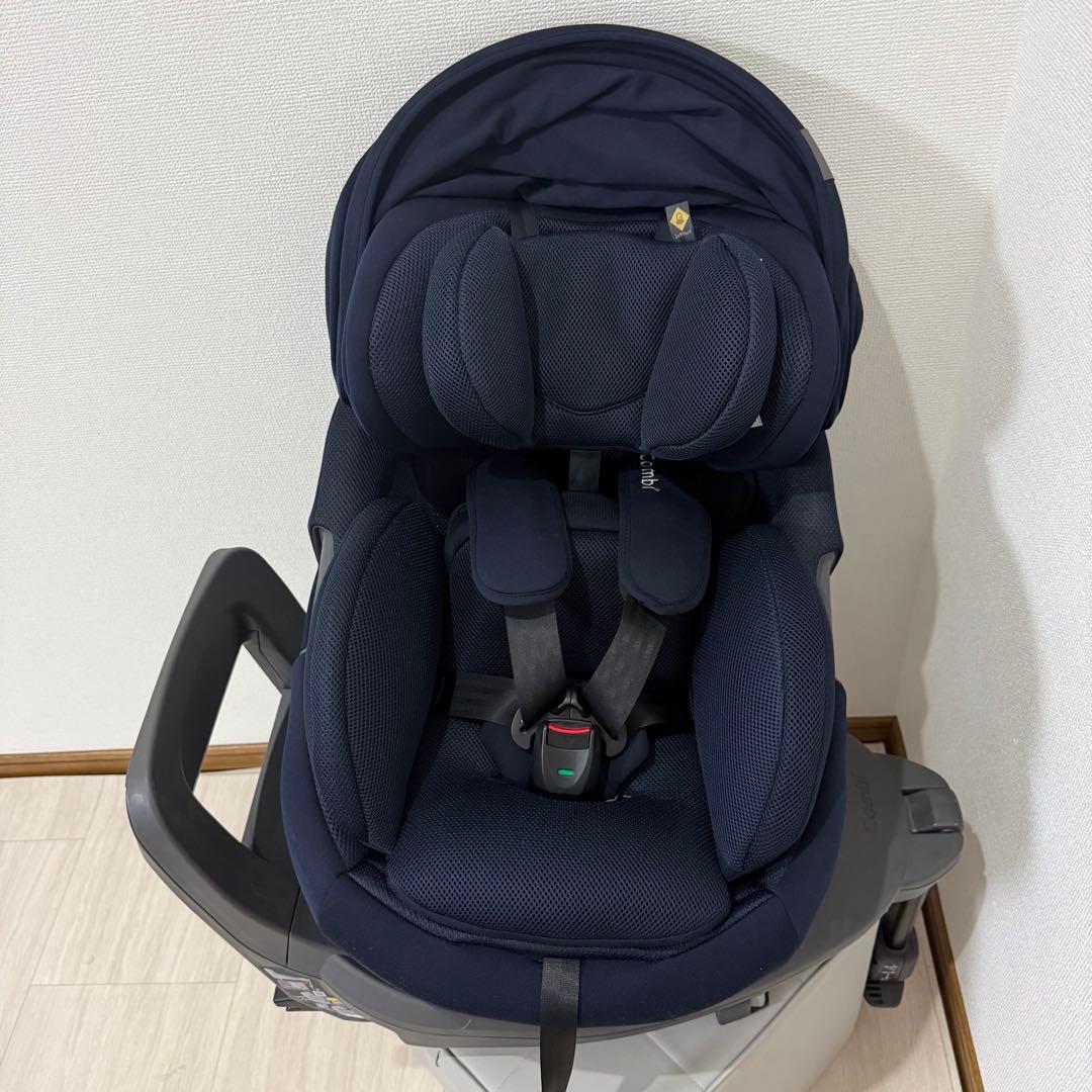 【極美品】コンビTHE S ISOFIX エッグショック ZD／ネイビー