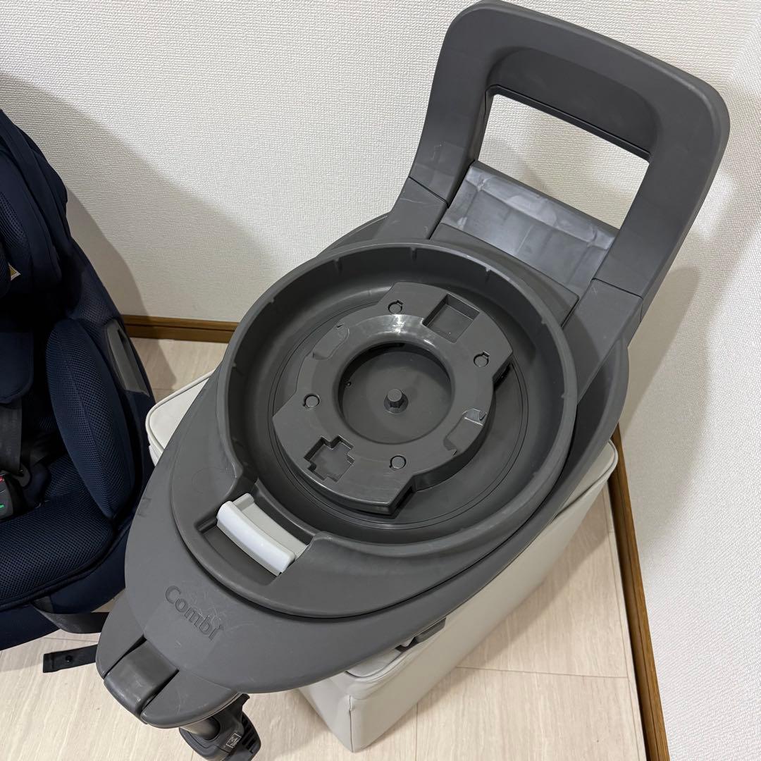 【極美品】コンビTHE S ISOFIX エッグショック ZD／ネイビー